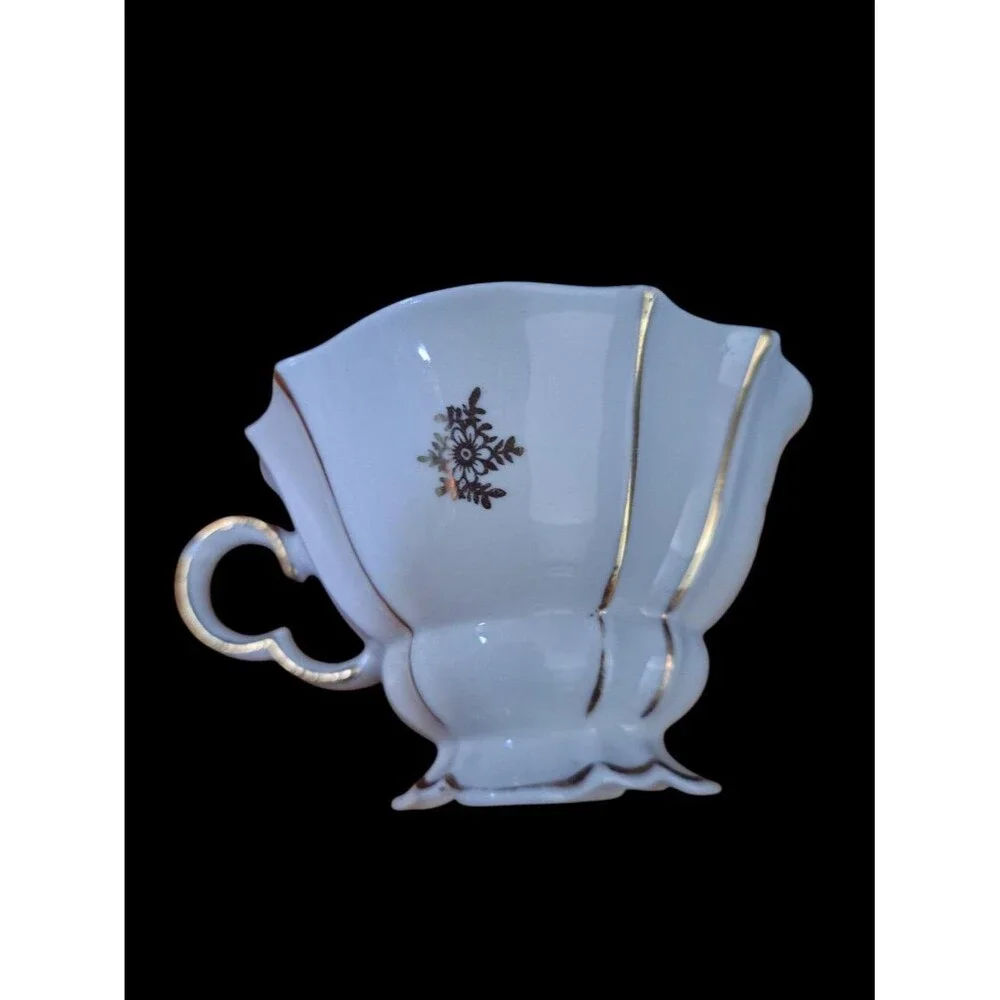 LINDNER Kueps Bavaria Demitasse Floral Footed Gold Gilt Porcelain Cup/Saucer
